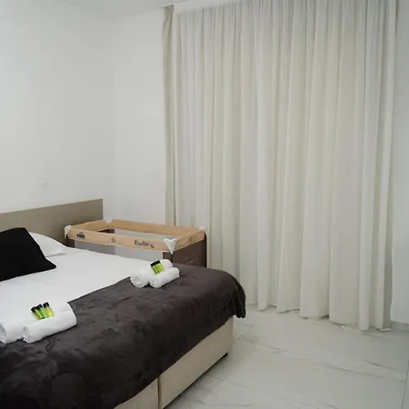 Nissi Route 76 Apartment