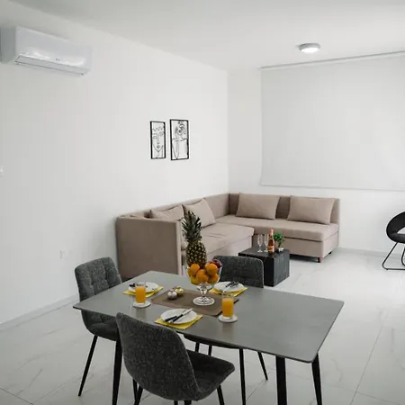 Nissi Route 76 Apartment *